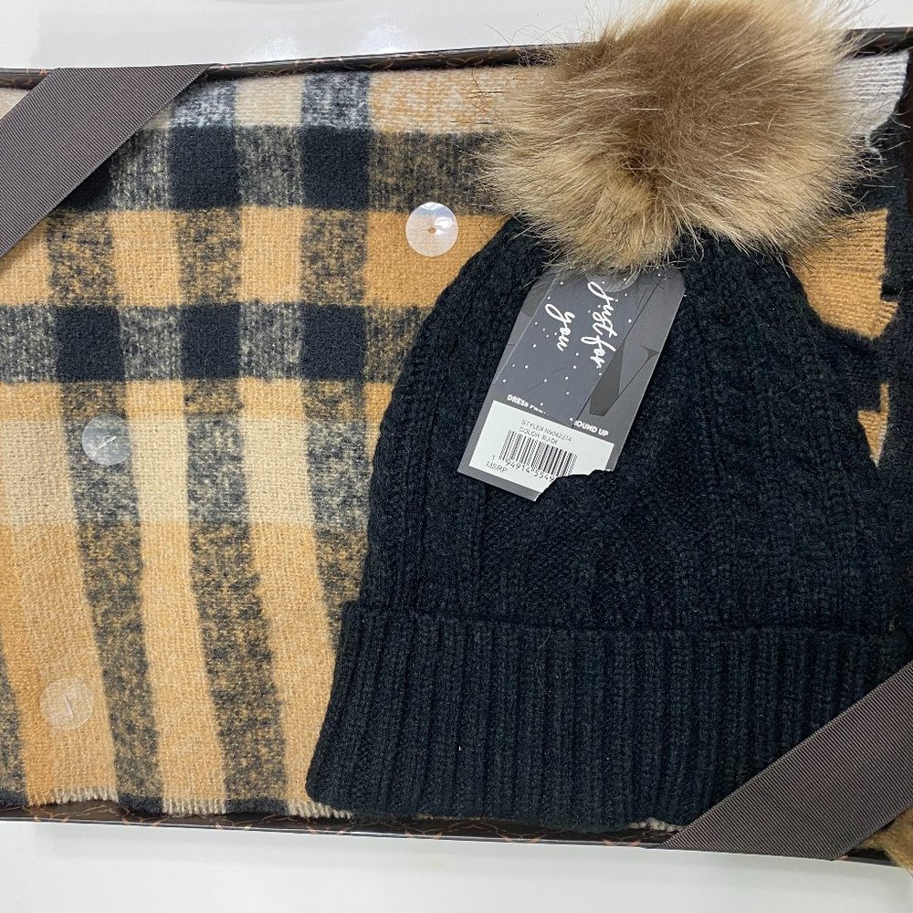 Nine West Hat & Scarf Set